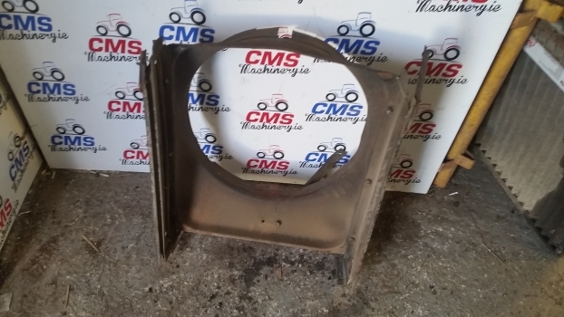 Zetor Radiator Cowling - Koelsysteem voor Tractor: afbeelding 1 Zetor Radiator Cowling - Koelsysteem voor Tractor: afbeelding 1