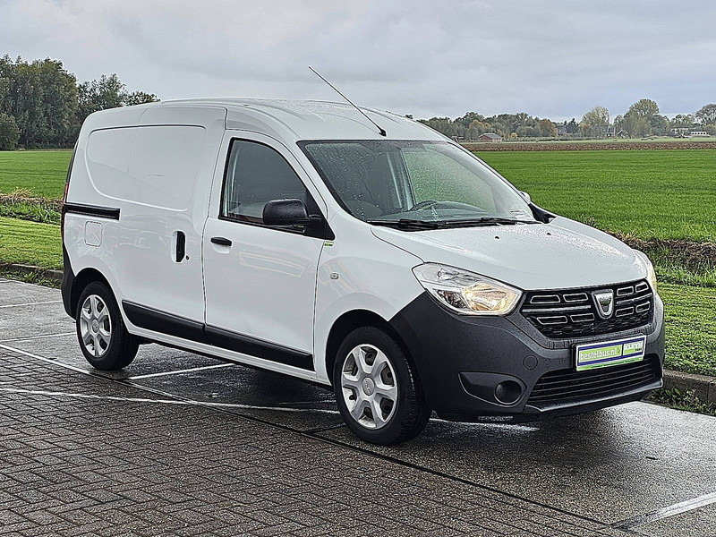 Dacia Dokker 1.5 L1 Airco Navi Euro6 - Bestelwagen gesloten laadbak: afbeelding 4 Dacia Dokker 1.5 L1 Airco Navi Euro6 - Bestelwagen gesloten laadbak: afbeelding 4