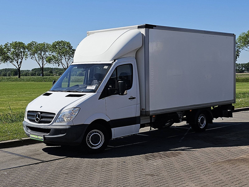 Mercedes-Benz Sprinter 313 ac laadklep zijdeur - Bestelwagen gesloten laadbak: afbeelding 2 Mercedes-Benz Sprinter 313 ac laadklep zijdeur - Bestelwagen gesloten laadbak: afbeelding 2