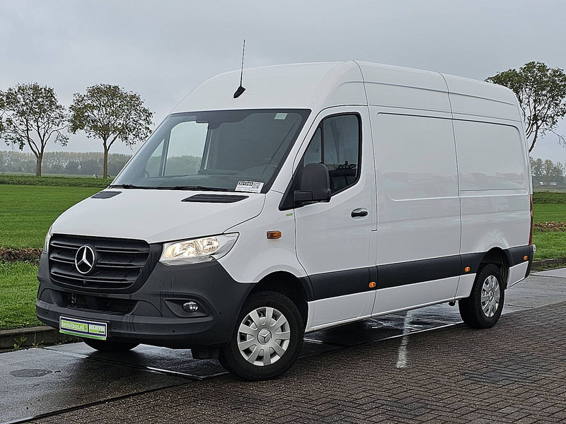 Mercedes-Benz Sprinter 317 L2H2 Navi RWD - Gesloten bestelwagen: afbeelding 2 Mercedes-Benz Sprinter 317 L2H2 Navi RWD - Gesloten bestelwagen: afbeelding 2
