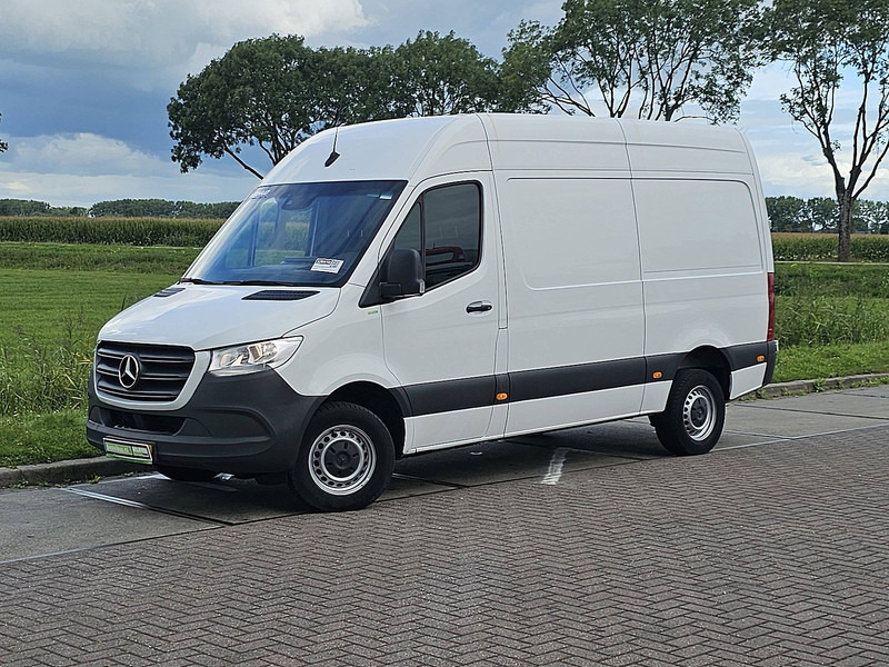 Mercedes-Benz Sprinter 317 ac automaat EURO6 - Gesloten bestelwagen: afbeelding 2 Mercedes-Benz Sprinter 317 ac automaat EURO6 - Gesloten bestelwagen: afbeelding 2