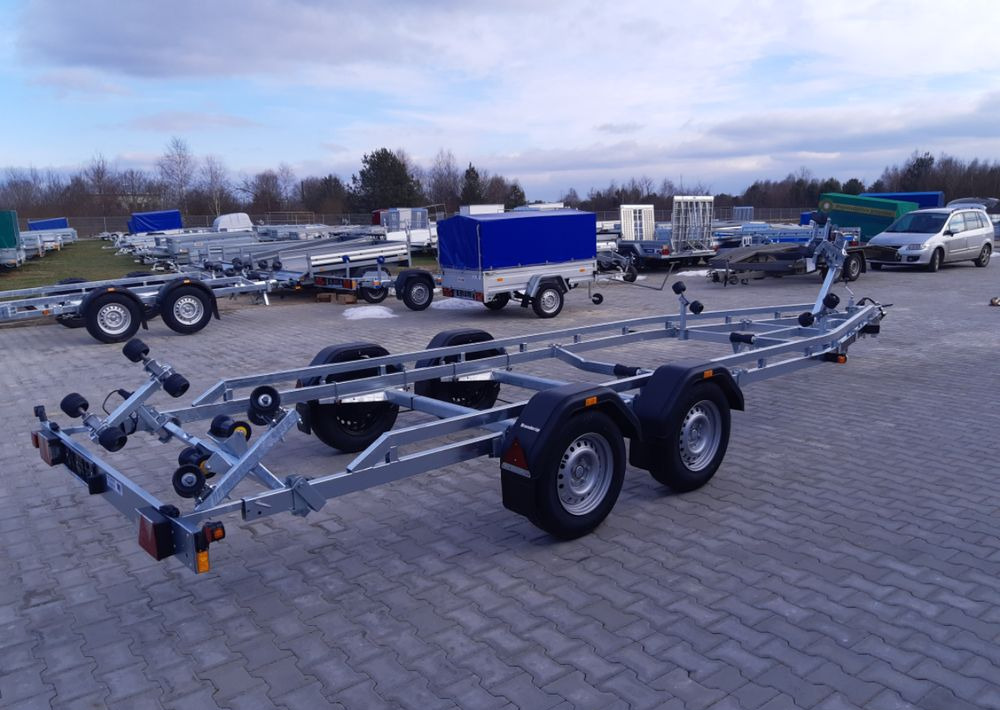 BRENDERUP 242500 TB SR | 2500 kg / 720 x 220 cm - Boottrailer: afbeelding 2 BRENDERUP 242500 TB SR | 2500 kg / 720 x 220 cm - Boottrailer: afbeelding 2