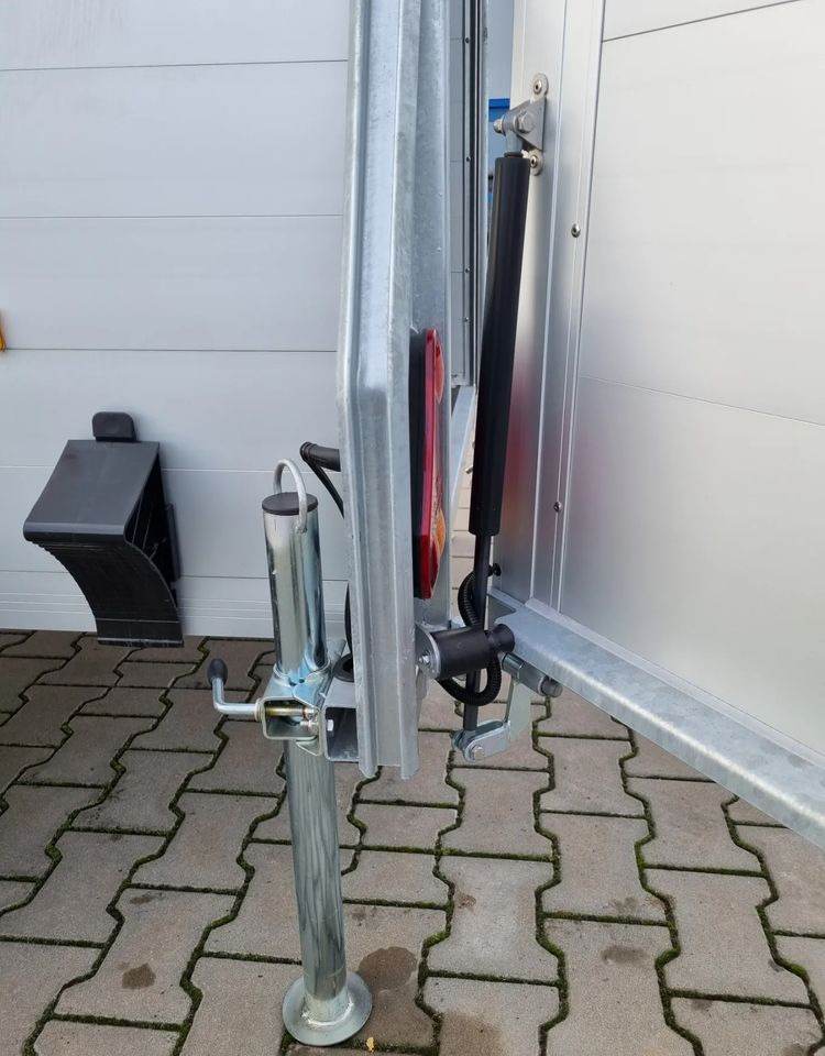 Nieuw Gesloten aanhangwagen DEBON C255 ALU | 1300 kg / 255 x 125 cm: afbeelding 18
