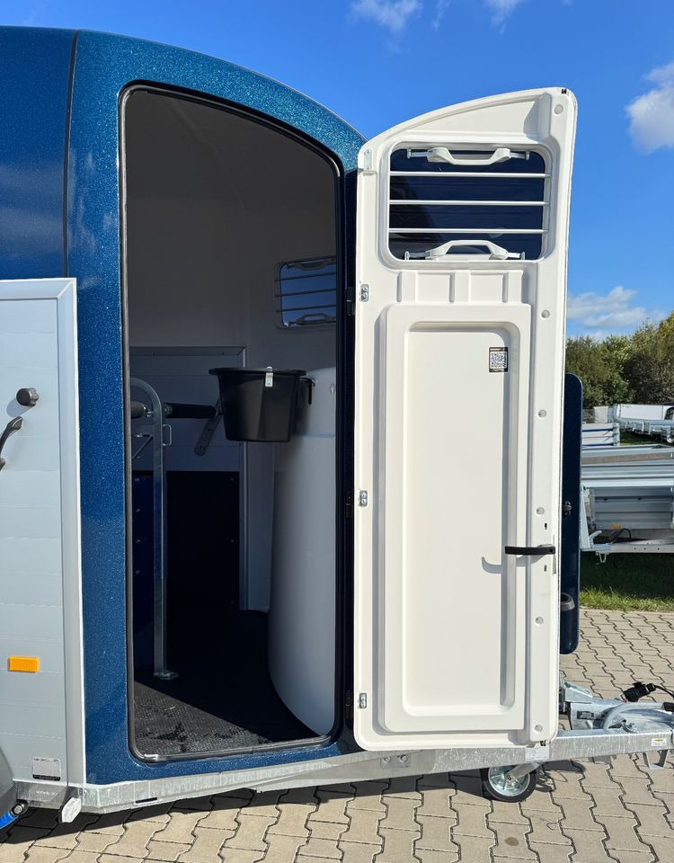 HUMBAUR Humbaur Pegasus 2400 | siodlarnia, DMC 2400kg, przyczepa do przewozu 2 koni - Paardentrailer: afbeelding 3 HUMBAUR Humbaur Pegasus 2400 | siodlarnia, DMC 2400kg, przyczepa do przewozu 2 koni - Paardentrailer: afbeelding 3