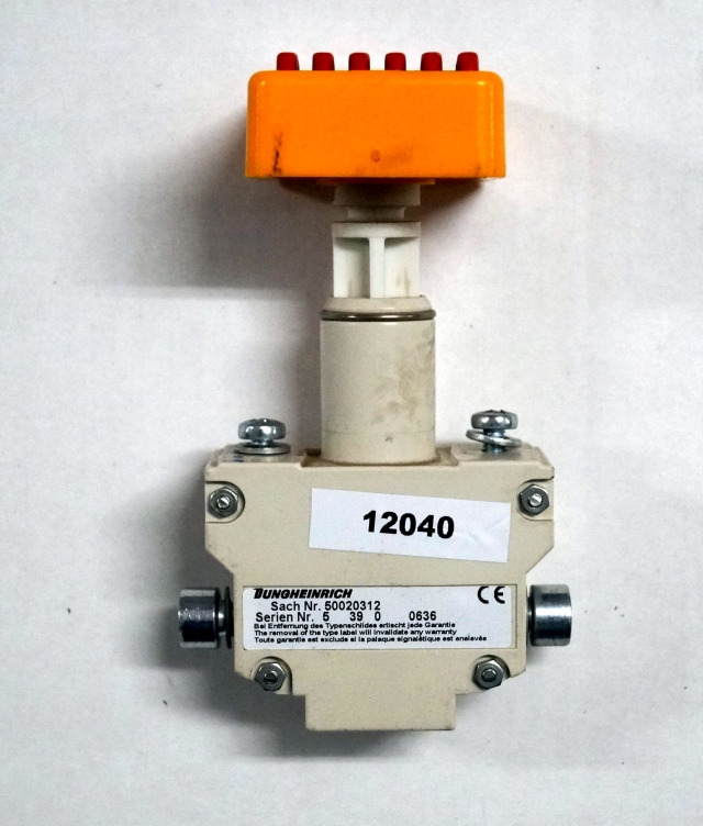 Jungheinrich 50020312 | Emergency disconnect switch - Elektrisch systeem voor Intern transport: afbeelding 1 Jungheinrich 50020312 | Emergency disconnect switch - Elektrisch systeem voor Intern transport: afbeelding 1