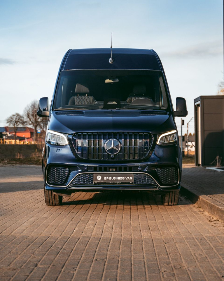 Mercedes-Benz Sprinter 319 VIP Van/ Sleeping Area/ Ski Holders - Personenvervoer: afbeelding 5 Mercedes-Benz Sprinter 319 VIP Van/ Sleeping Area/ Ski Holders - Personenvervoer: afbeelding 5