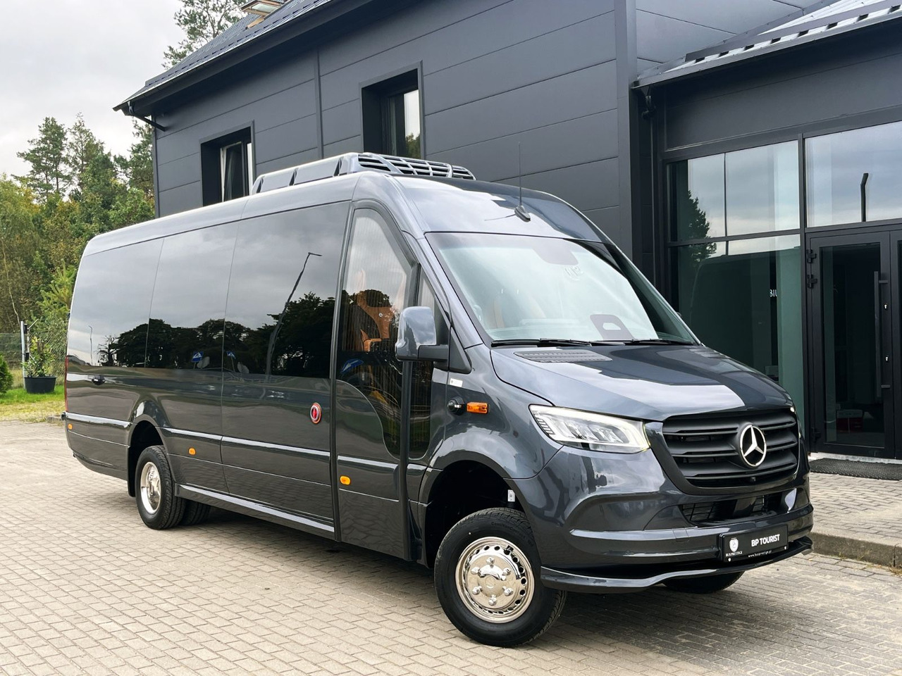 Mercedes-Benz Sprinter 519 AWD 4x4 TOURIST  / 21 to 24 Seats - Minibus, Personenvervoer: afbeelding 1 Mercedes-Benz Sprinter 519 AWD 4x4 TOURIST  / 21 to 24 Seats - Minibus, Personenvervoer: afbeelding 1