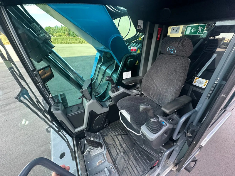 Fuchs MHL 360 AS NEW - Overslagkraan: afbeelding 5 Fuchs MHL 360 AS NEW - Overslagkraan: afbeelding 5