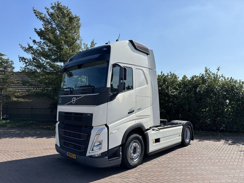 Volvo Volvo FH 500 4x2 ACC I-PARK COOL NEW MODEL FH 500 4x2 - Trekker: afbeelding 1 Volvo Volvo FH 500 4x2 ACC I-PARK COOL NEW MODEL FH 500 4x2 - Trekker: afbeelding 1