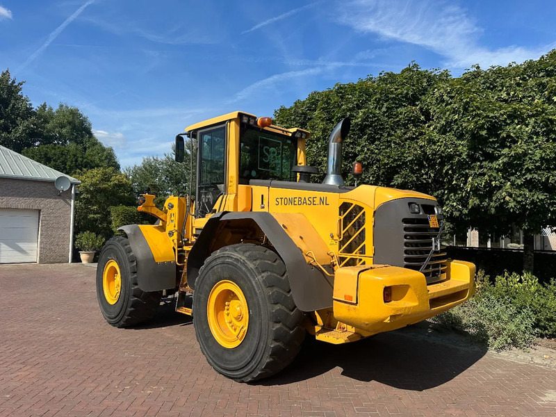Volvo L120 F - Wiellader: afbeelding 2 Volvo L120 F - Wiellader: afbeelding 2