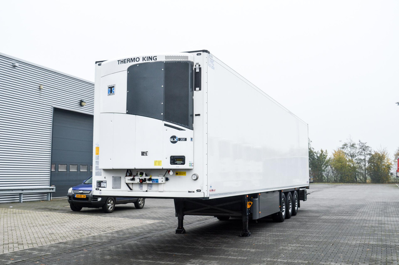 Schmitz Cargobull SKO FP 45 ThermoKing SLXi 300 - Koelwagen oplegger: afbeelding 1 Schmitz Cargobull SKO FP 45 ThermoKing SLXi 300 - Koelwagen oplegger: afbeelding 1