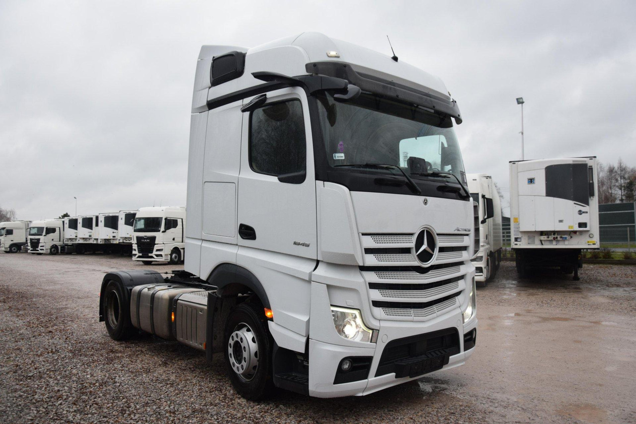 Mercedes-Benz Actros 5 1845 BigSpace Max tanks - Trekker: afbeelding 3 Mercedes-Benz Actros 5 1845 BigSpace Max tanks - Trekker: afbeelding 3
