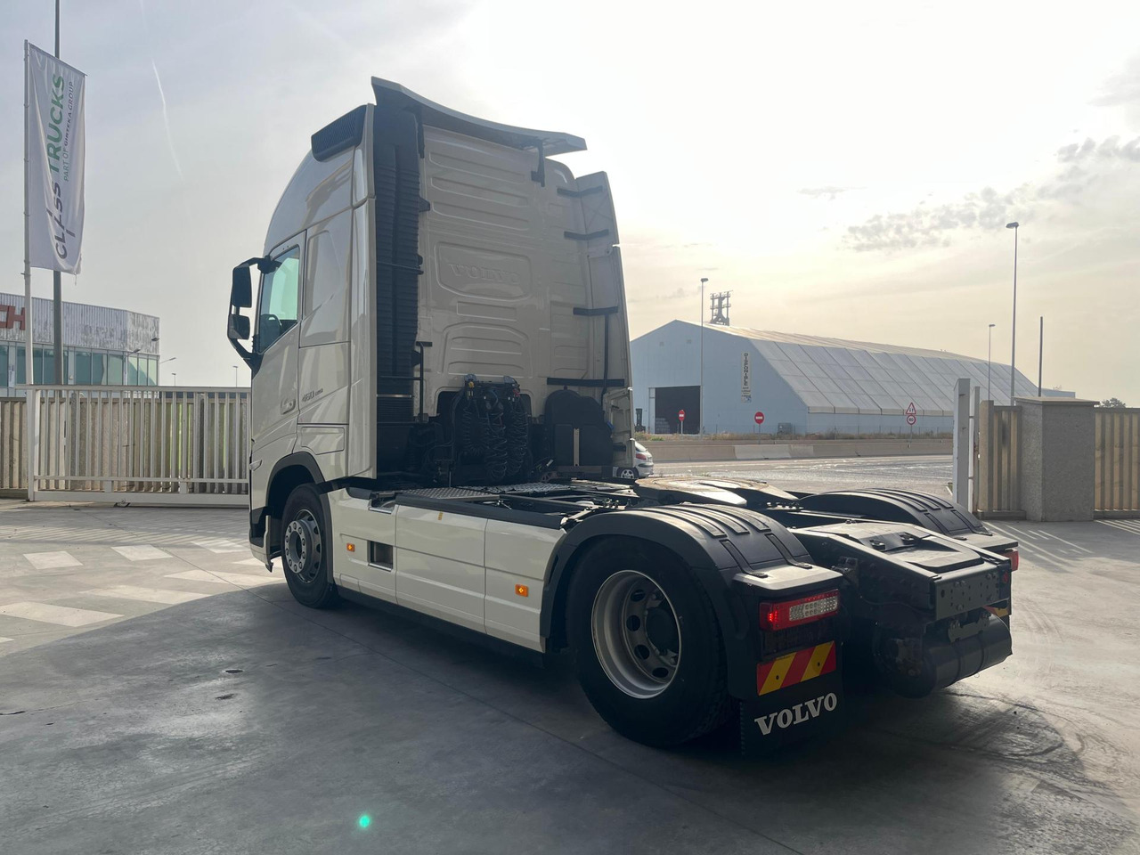 Volvo FH 460 Globetrotter XL i-Save - Trekker: afbeelding 3 Volvo FH 460 Globetrotter XL i-Save - Trekker: afbeelding 3