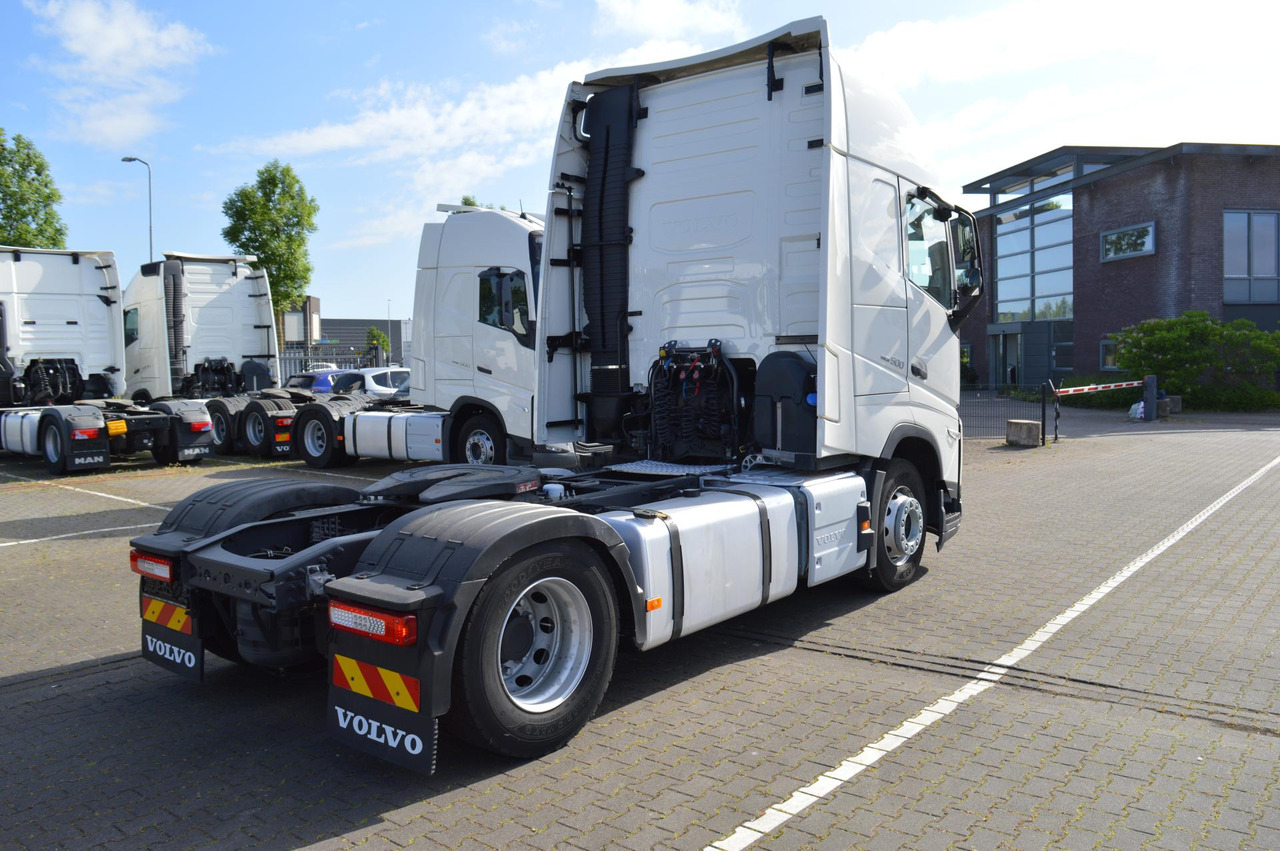 Volvo FH 500 Globetrotter XL - Trekker: afbeelding 4 Volvo FH 500 Globetrotter XL - Trekker: afbeelding 4