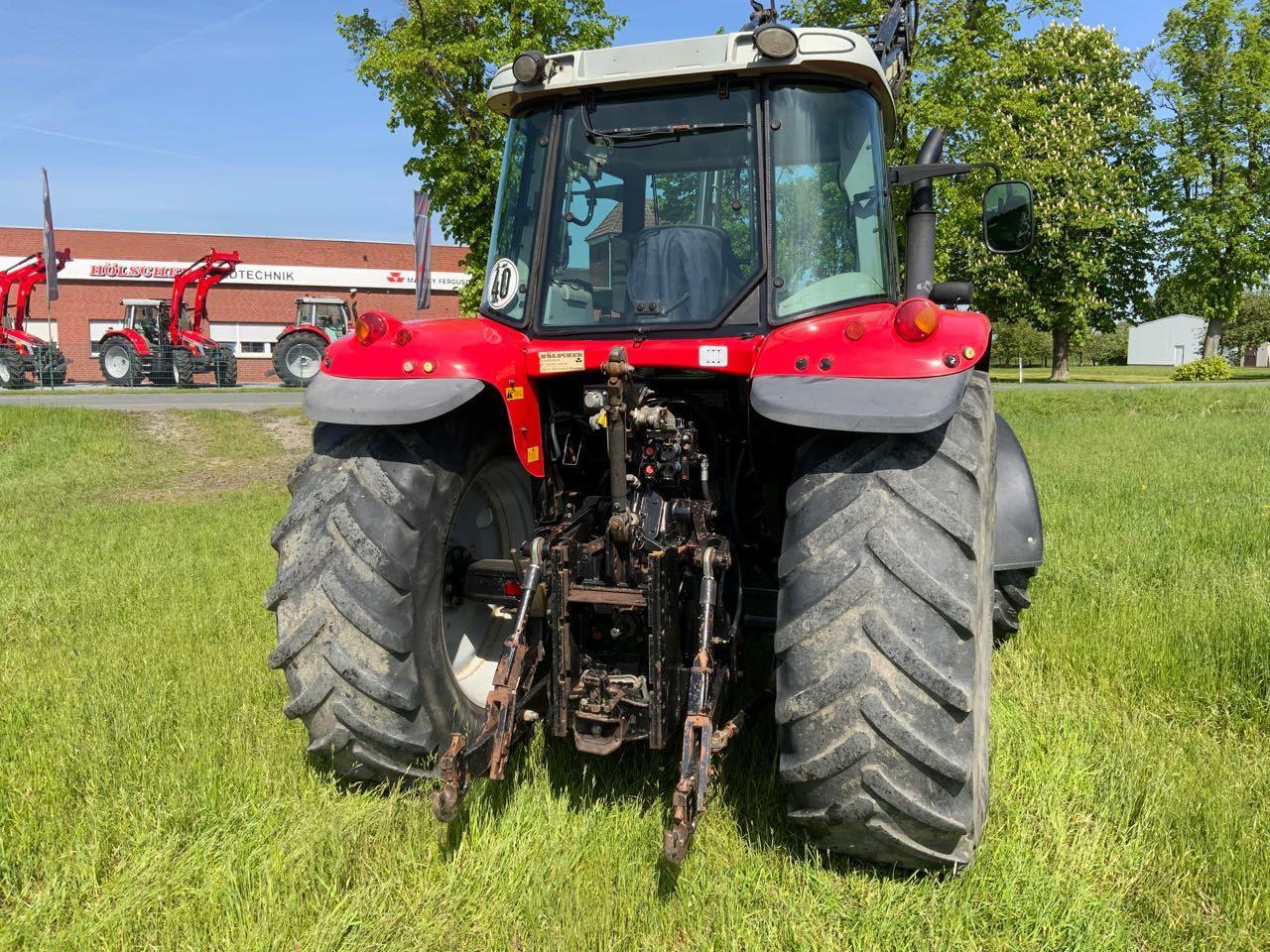 Massey Ferguson MF 6470 mit Frontlader - Tractor: afbeelding 3 Massey Ferguson MF 6470 mit Frontlader - Tractor: afbeelding 3