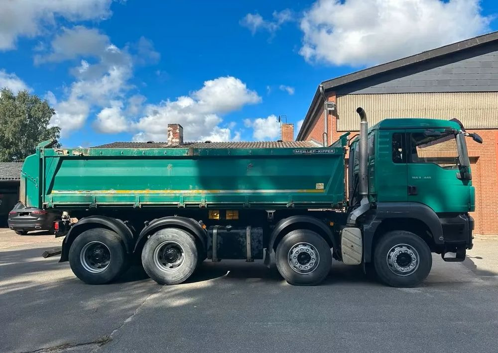 MAN TGS 35.440 8x4 Meiller Trójstronna wywrotka Bordmatik | Retarder | Euro 5 - Kipper vrachtwagen: afbeelding 4 MAN TGS 35.440 8x4 Meiller Trójstronna wywrotka Bordmatik | Retarder | Euro 5 - Kipper vrachtwagen: afbeelding 4