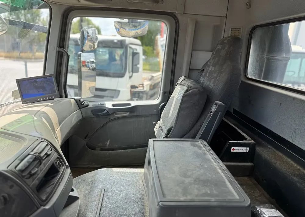 Mercedes-Benz 3344 6x6 Meiler Bordmatik – Wywrotka,Allroad,Tempomat/ Przebieg :298.000km !!! - Kipper vrachtwagen: afbeelding 5 Mercedes-Benz 3344 6x6 Meiler Bordmatik – Wywrotka,Allroad,Tempomat/ Przebieg :298.000km !!! - Kipper vrachtwagen: afbeelding 5