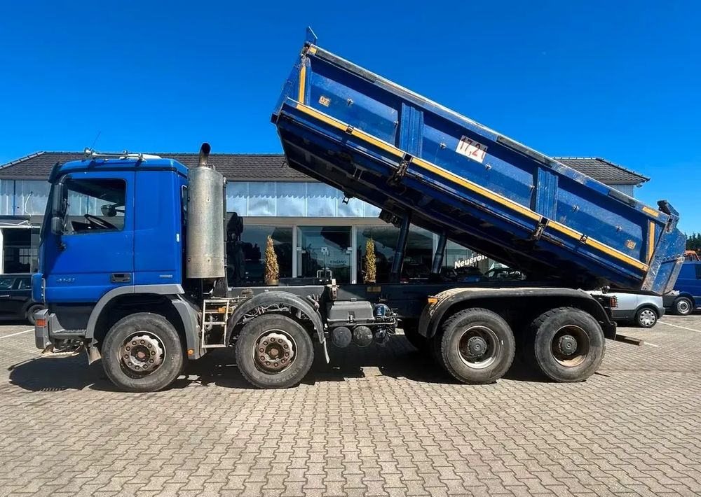 Mercedes-Benz ACTROS 4141 K 8x4 – wywrotka 3-stronna MEILLER- Retarder -Euro5 - Kipper vrachtwagen: afbeelding 2 Mercedes-Benz ACTROS 4141 K 8x4 – wywrotka 3-stronna MEILLER- Retarder -Euro5 - Kipper vrachtwagen: afbeelding 2