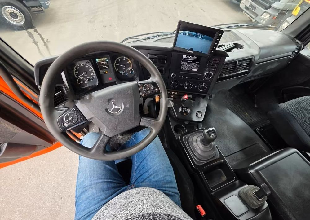 Mercedes-Benz Arocs 2645 /Allrad 6x4 / BB / Wywrotka trójstronna Meiller / Manual / Retarder / BORDMATIK / 320 000 km - Kipper vrachtwagen: afbeelding 3 Mercedes-Benz Arocs 2645 /Allrad 6x4 / BB / Wywrotka trójstronna Meiller / Manual / Retarder / BORDMATIK / 320 000 km - Kipper vrachtwagen: afbeelding 3