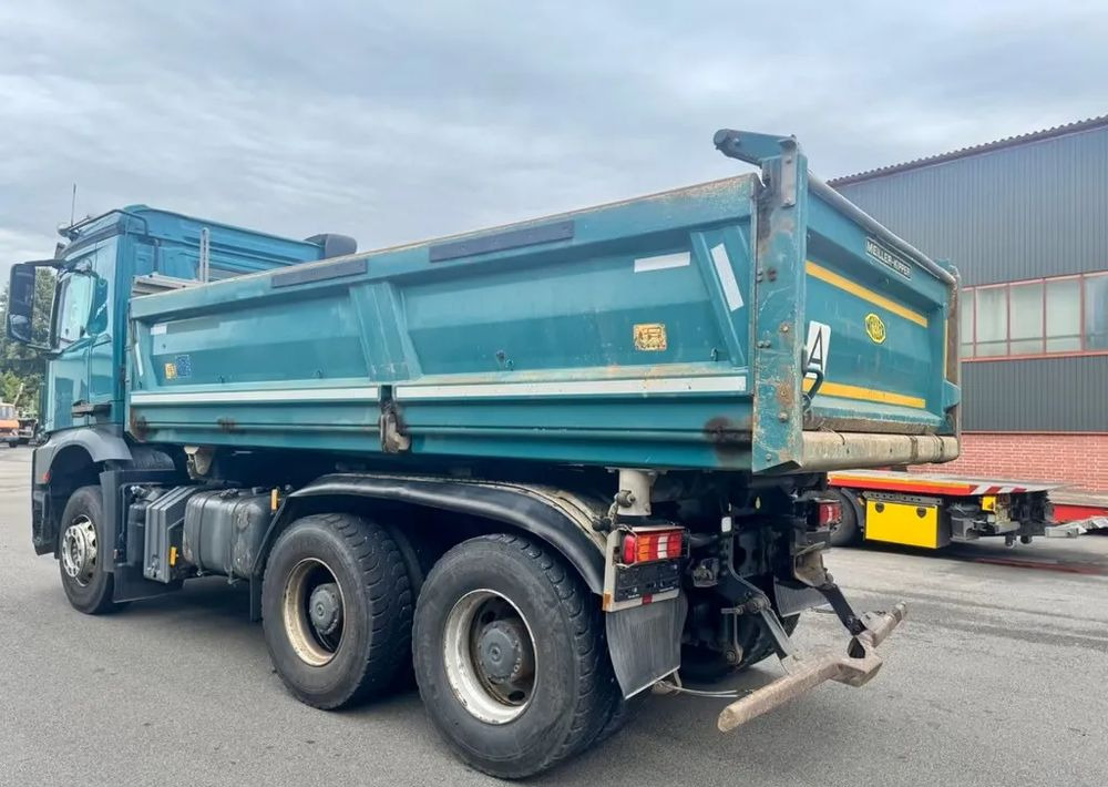 Mercedes-Benz Arocs 2646 6x4 – Wywrotka trójstronna Meiller / Bordmatik / Euro6 - Kipper vrachtwagen: afbeelding 5 Mercedes-Benz Arocs 2646 6x4 – Wywrotka trójstronna Meiller / Bordmatik / Euro6 - Kipper vrachtwagen: afbeelding 5