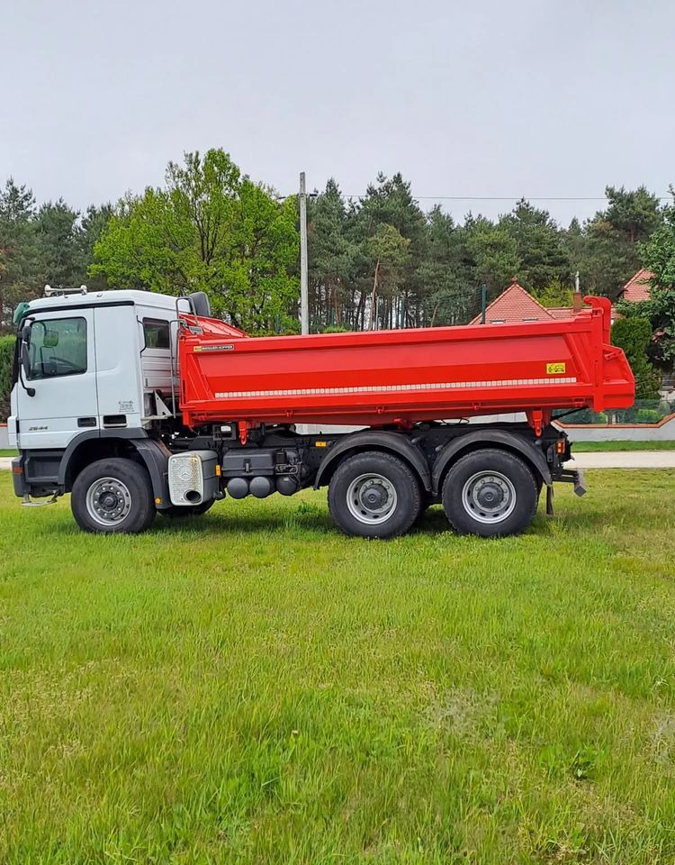 Mercedes-Benz Mercedes-Benz Actros 2644 K/ 6x4 / Meiller Retarder /Wywrotka/Euro 3 - Kipper vrachtwagen: afbeelding 2 Mercedes-Benz Mercedes-Benz Actros 2644 K/ 6x4 / Meiller Retarder /Wywrotka/Euro 3 - Kipper vrachtwagen: afbeelding 2