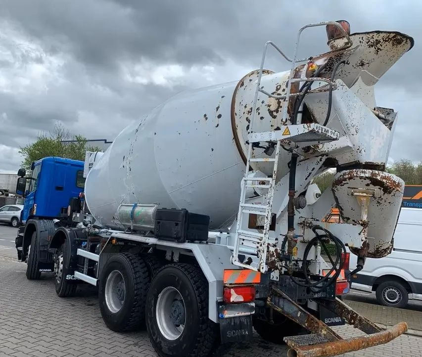 Scania P410 8x4 – Betoniarka Liebherr 9 m³/ Euro 5 / Retarder - Betonmixer: afbeelding 4 Scania P410 8x4 – Betoniarka Liebherr 9 m³/ Euro 5 / Retarder - Betonmixer: afbeelding 4