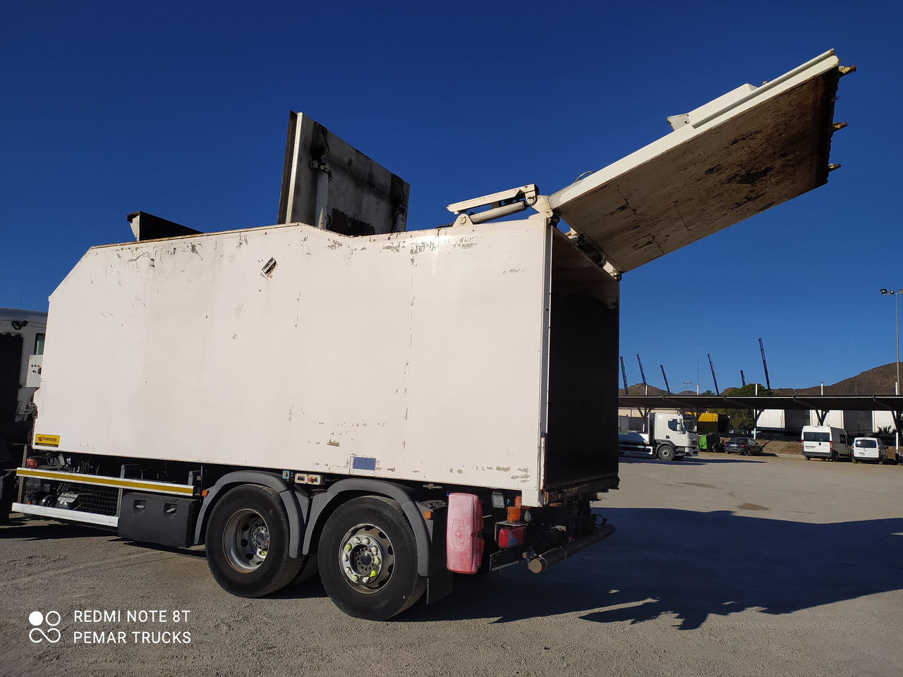 GARNIER CONTENEDOR BASURERO COMPACTADOR - Wissellaadbak voor vuilniswagen: afbeelding 1 GARNIER CONTENEDOR BASURERO COMPACTADOR - Wissellaadbak voor vuilniswagen: afbeelding 1