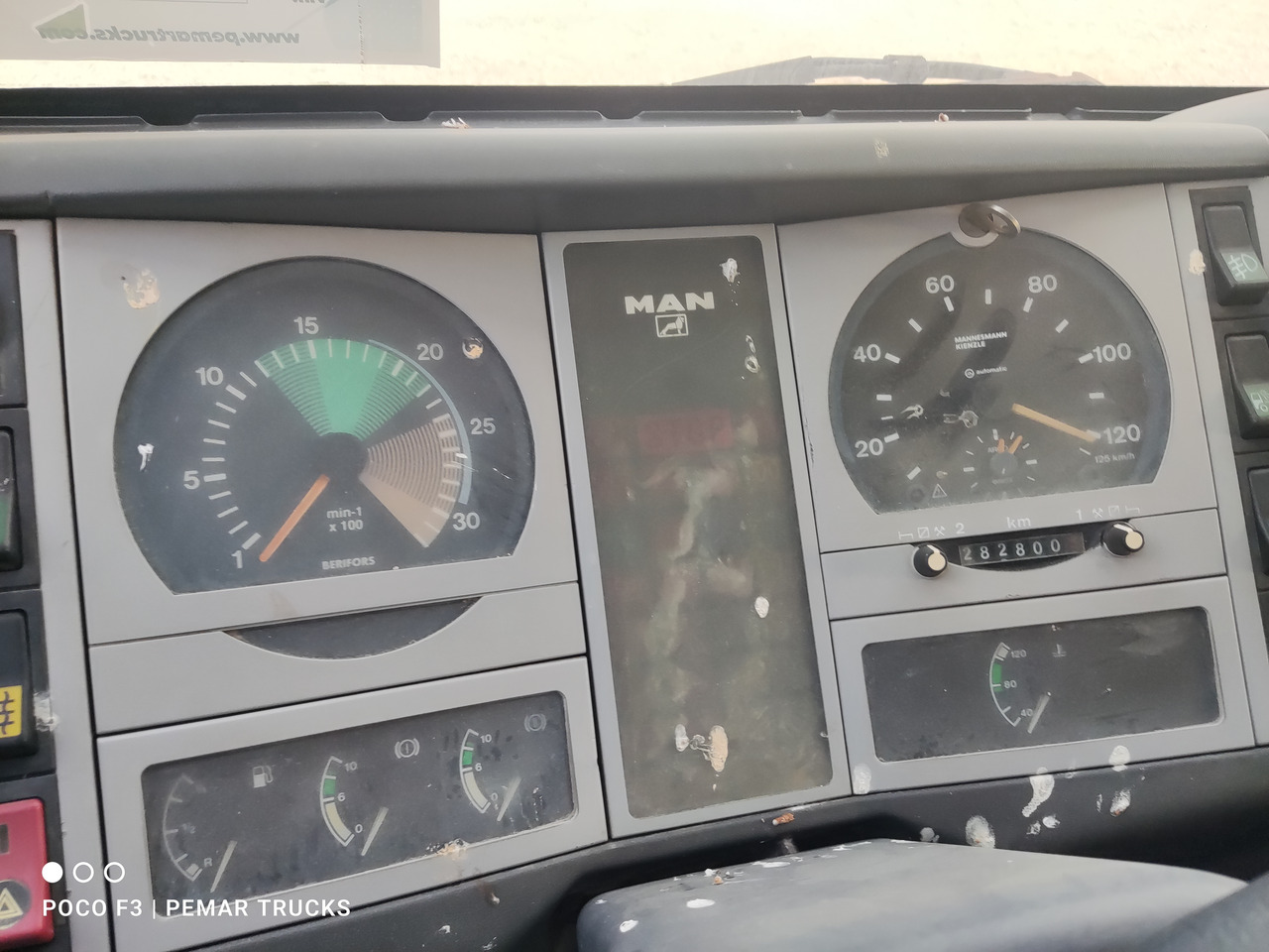 Vrachtwagen met open laadbak MAN L2000: afbeelding 11 Vrachtwagen met open laadbak MAN L2000: afbeelding 11