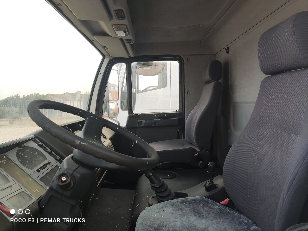 Vrachtwagen met open laadbak MAN L2000: afbeelding 8 Vrachtwagen met open laadbak MAN L2000: afbeelding 8