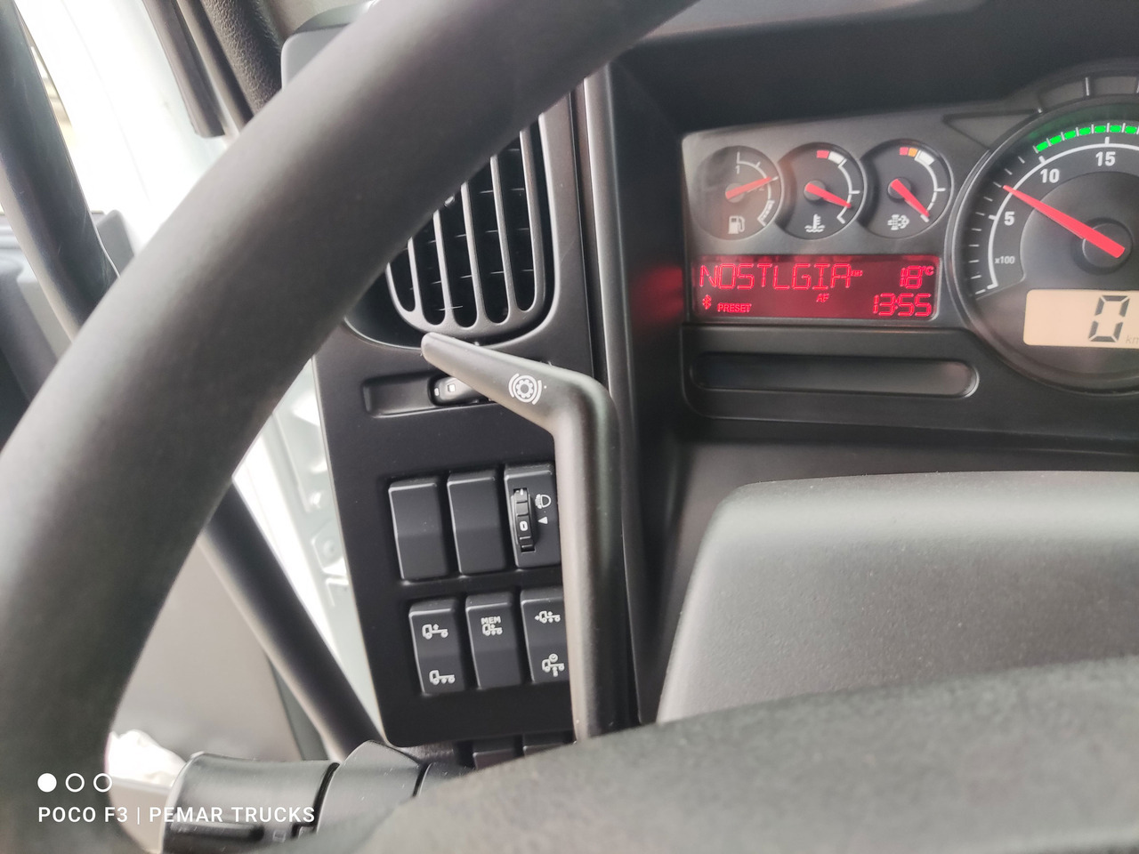 Leasing RENAULT MIDLUM D16 240 EURO 6 RENAULT MIDLUM D16 240 EURO 6: afbeelding 23