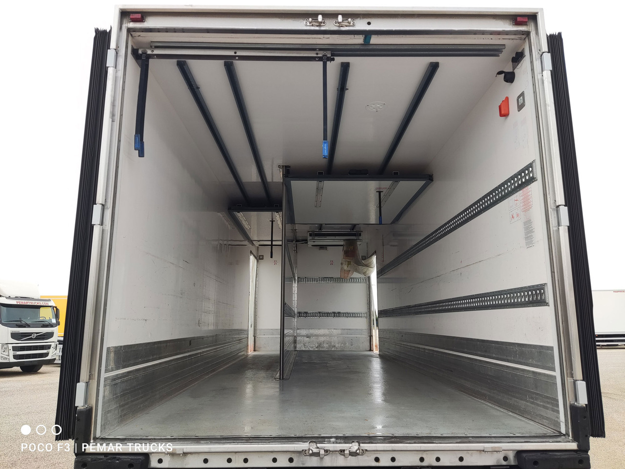 Leasing RENAULT MIDLUM D16 240 EURO 6 RENAULT MIDLUM D16 240 EURO 6: afbeelding 14