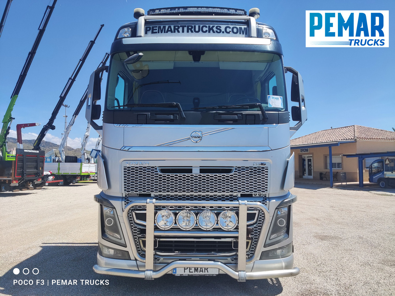 VOLVO FH16 750 8X4 PLATAFORMA CAJA ABIERTA - Vrachtwagen met open laadbak: afbeelding 2 VOLVO FH16 750 8X4 PLATAFORMA CAJA ABIERTA - Vrachtwagen met open laadbak: afbeelding 2