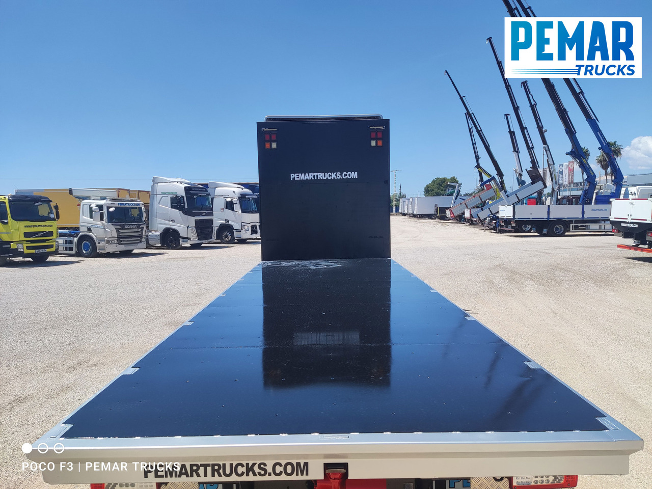 Vrachtwagen met open laadbak VOLVO FH16 750 8X4 PLATAFORMA CAJA ABIERTA: afbeelding 10