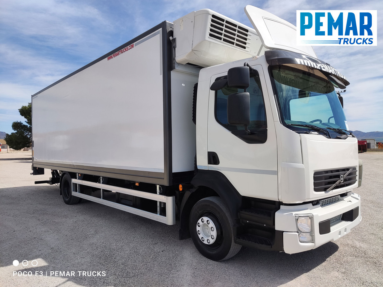 VOLVO FL 240 FRIGORIFICO 14T - Koelwagen vrachtwagen: afbeelding 4 VOLVO FL 240 FRIGORIFICO 14T - Koelwagen vrachtwagen: afbeelding 4