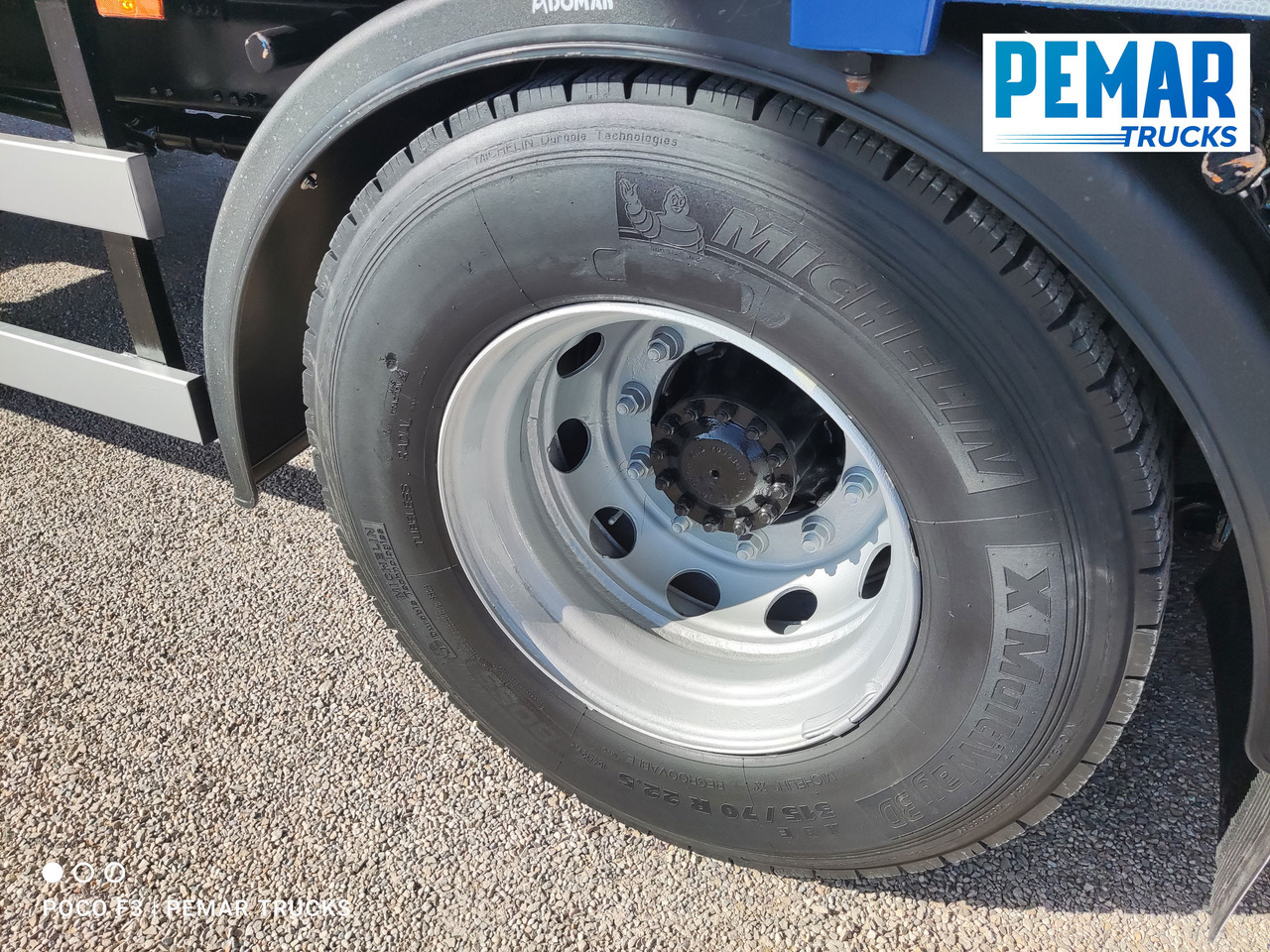 Vrachtwagen met open laadbak, Kraanwagen VOLVO FM 450 6X2 GRUA CAJA FIJA EURO 6: afbeelding 23
