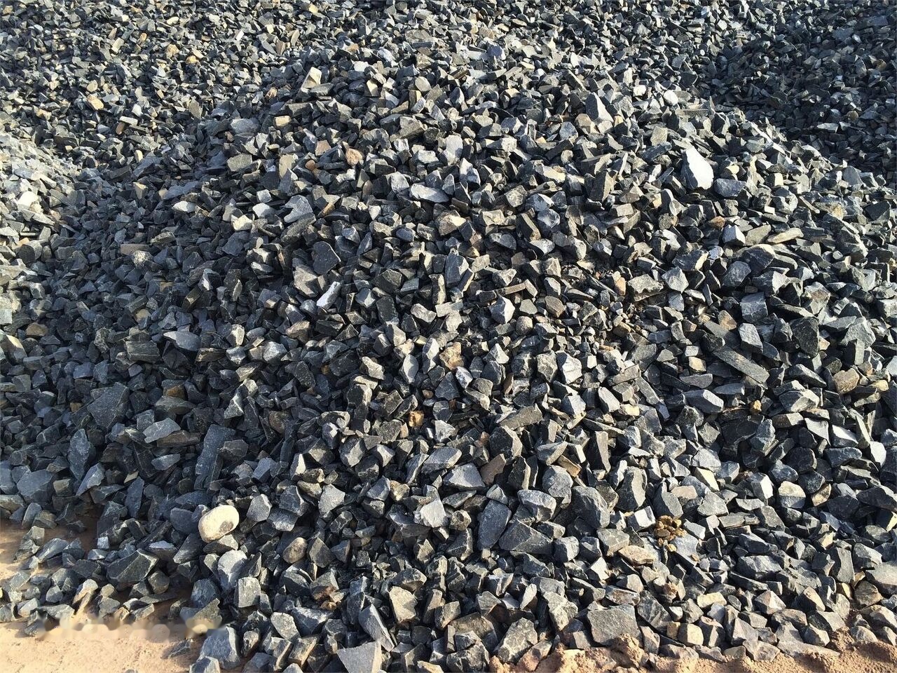 Kinglink 250-300 TPH Stationary Basalt Stone Crushing Plant - Breekmachine: afbeelding 1 Kinglink 250-300 TPH Stationary Basalt Stone Crushing Plant - Breekmachine: afbeelding 1