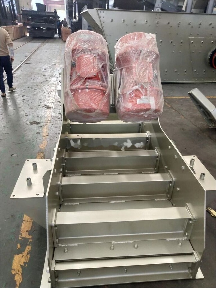 Kinglink GZD370x100 Grizzly Wobbler Vibrating Feeder - Mijnbouw machine: afbeelding 4 Kinglink GZD370x100 Grizzly Wobbler Vibrating Feeder - Mijnbouw machine: afbeelding 4
