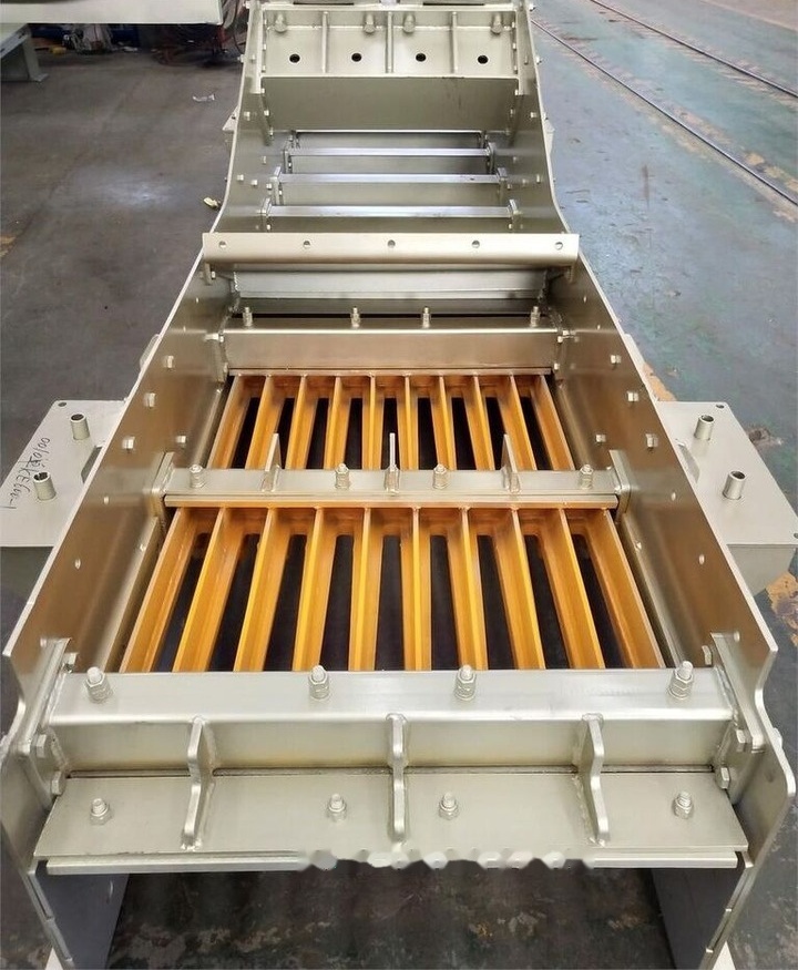 Kinglink GZD370x100 Grizzly Wobbler Vibrating Feeder - Mijnbouw machine: afbeelding 3 Kinglink GZD370x100 Grizzly Wobbler Vibrating Feeder - Mijnbouw machine: afbeelding 3