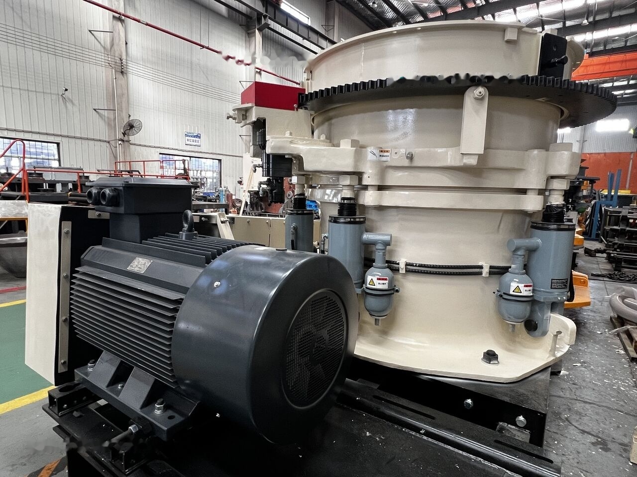 Kinglink HP300 CONE CRUSHER - Kegelbreker: afbeelding 3 Kinglink HP300 CONE CRUSHER - Kegelbreker: afbeelding 3