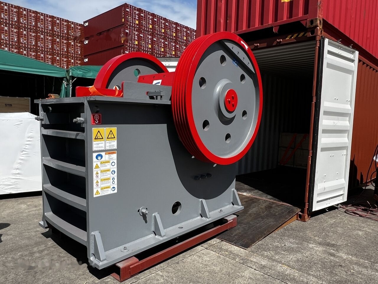 Kinglink Jaw Crusher PE2436 Crushing Equipment | Granite | Basalt - Kaakbreker: afbeelding 1 Kinglink Jaw Crusher PE2436 Crushing Equipment | Granite | Basalt - Kaakbreker: afbeelding 1