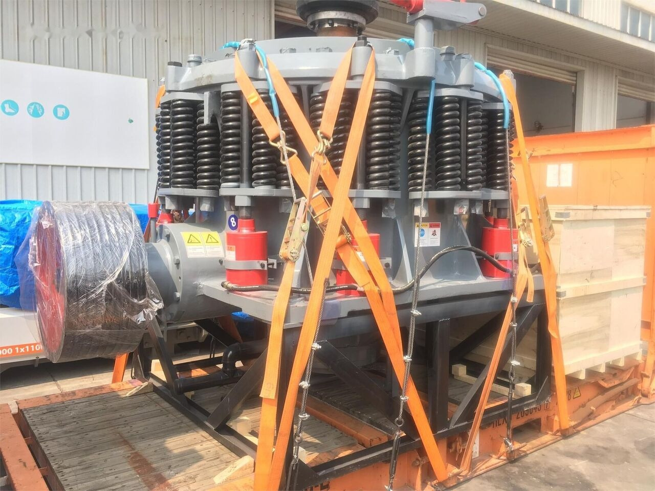 Kinglink KLC1500 5 Ft Cone Crusher | Ore | Mining - Kegelbreker: afbeelding 4 Kinglink KLC1500 5 Ft Cone Crusher | Ore | Mining - Kegelbreker: afbeelding 4
