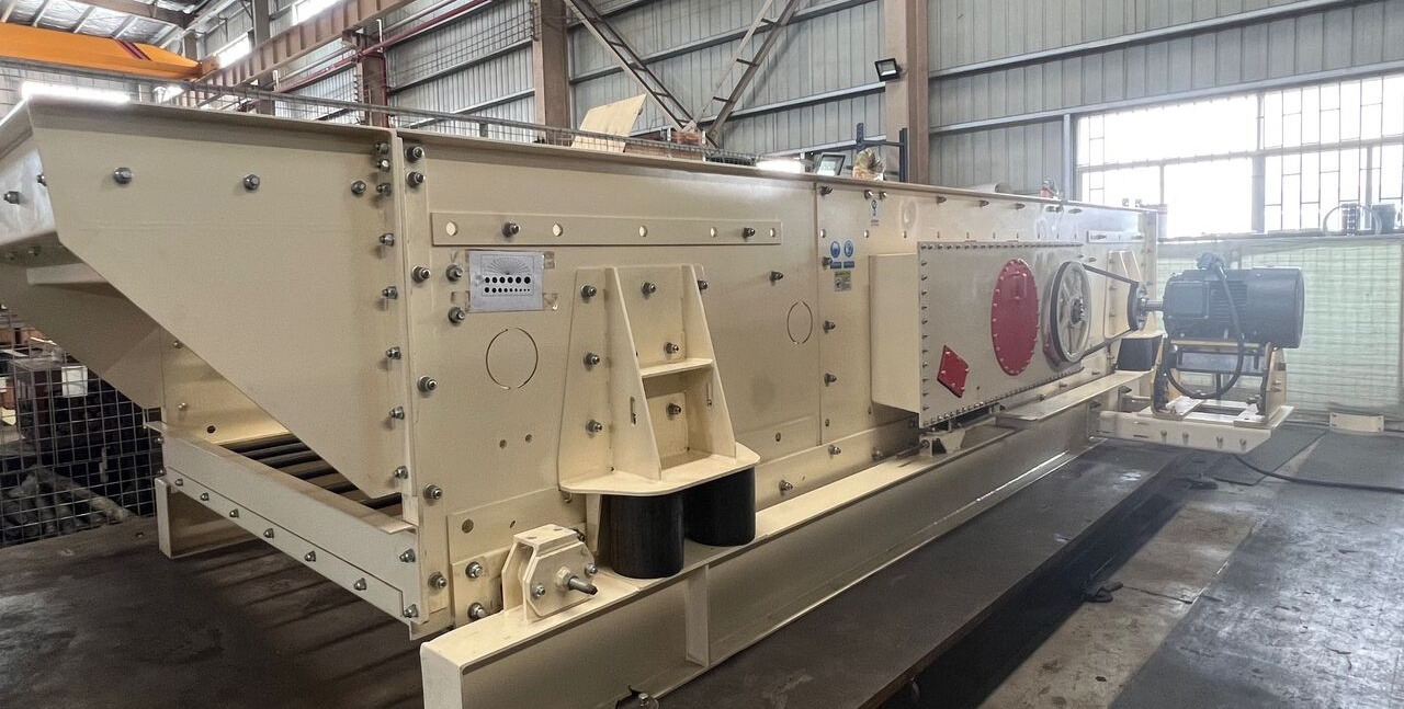Kinglink New Horizontal Vibrating Screen - Zeefinstallatie: afbeelding 3 Kinglink New Horizontal Vibrating Screen - Zeefinstallatie: afbeelding 3