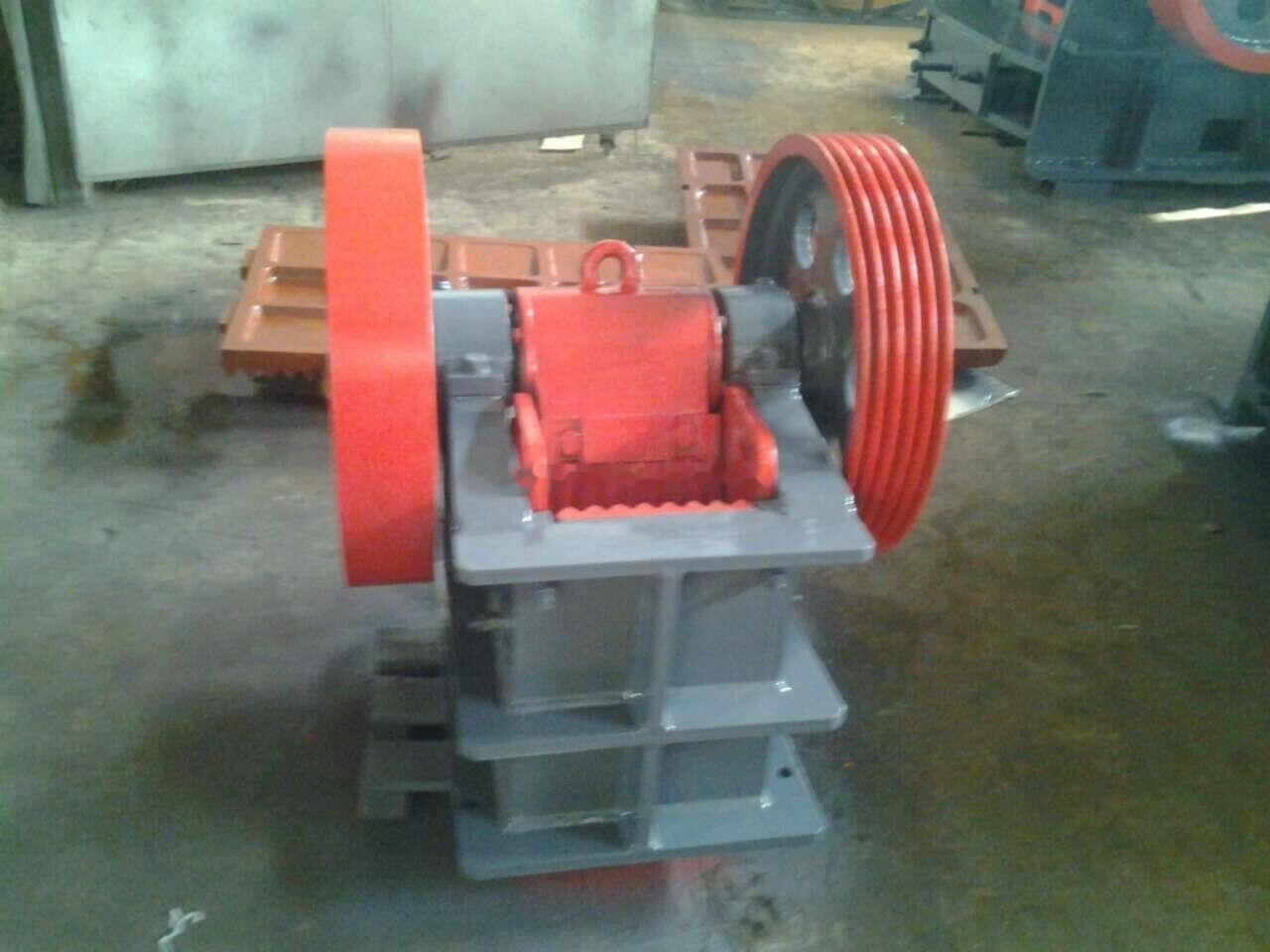 Kinglink PE150X250 Jaw Crusher Made In China - Kaakbreker: afbeelding 3 Kinglink PE150X250 Jaw Crusher Made In China - Kaakbreker: afbeelding 3