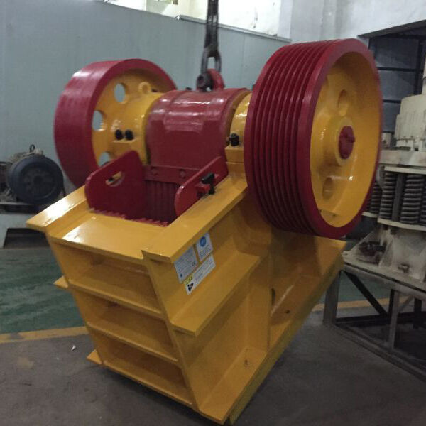 Kinglink Small Stone Jaw Crusher PE400x600 | PE16X24 - Kaakbreker: afbeelding 2 Kinglink Small Stone Jaw Crusher PE400x600 | PE16X24 - Kaakbreker: afbeelding 2