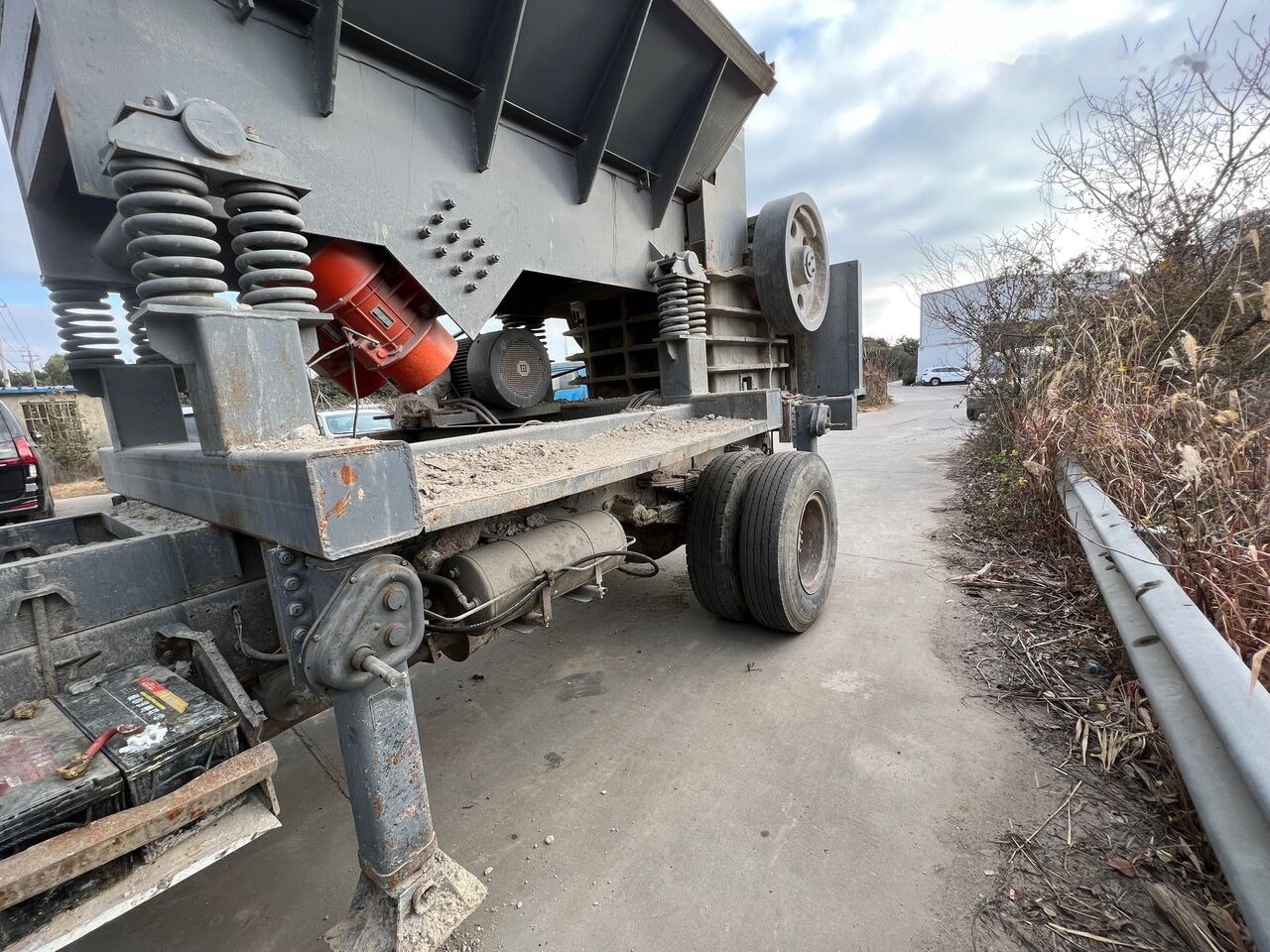 Kinglink Truck Mounted Vibrating Feeder and Jaw Crusher | Quarry | Concre - Kaakbreker: afbeelding 2 Kinglink Truck Mounted Vibrating Feeder and Jaw Crusher | Quarry | Concre - Kaakbreker: afbeelding 2