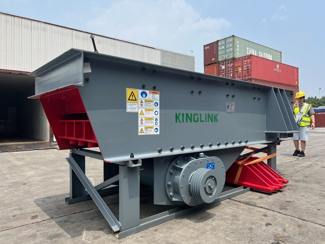 Kinglink Vibrating Grizzly Feeder ZSW380X96 | 150TPH - Mijnbouw machine: afbeelding 2 Kinglink Vibrating Grizzly Feeder ZSW380X96 | 150TPH - Mijnbouw machine: afbeelding 2