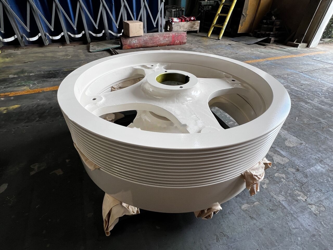Metso Nordberg C106 Flywheel - Kaakbreker: afbeelding 1 Metso Nordberg C106 Flywheel - Kaakbreker: afbeelding 1