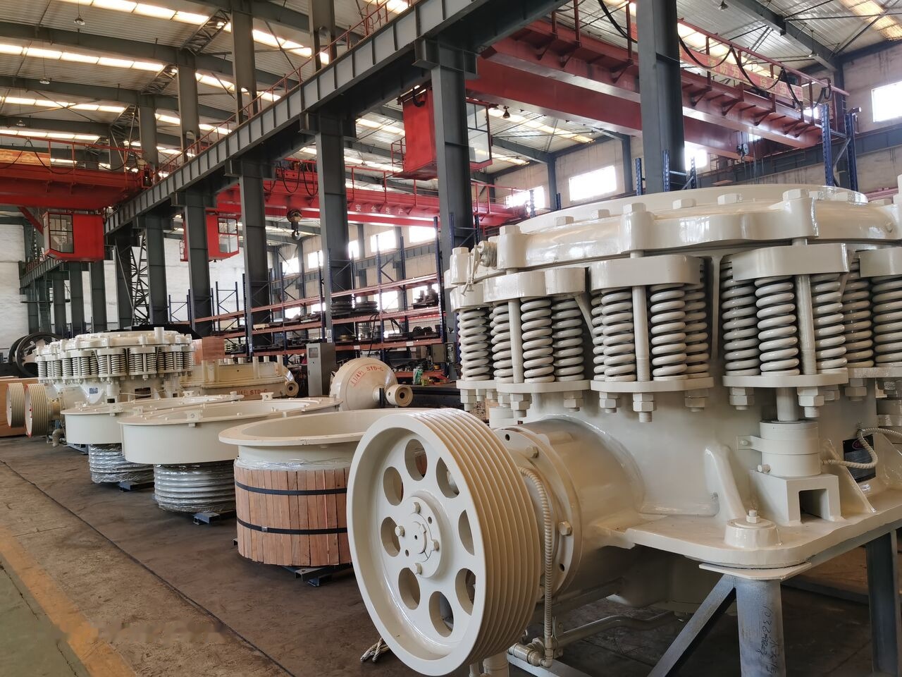 Nordberg Symons 4.25 Feet SHHD Short Head Cone Crusher - Kegelbreker: afbeelding 1 Nordberg Symons 4.25 Feet SHHD Short Head Cone Crusher - Kegelbreker: afbeelding 1