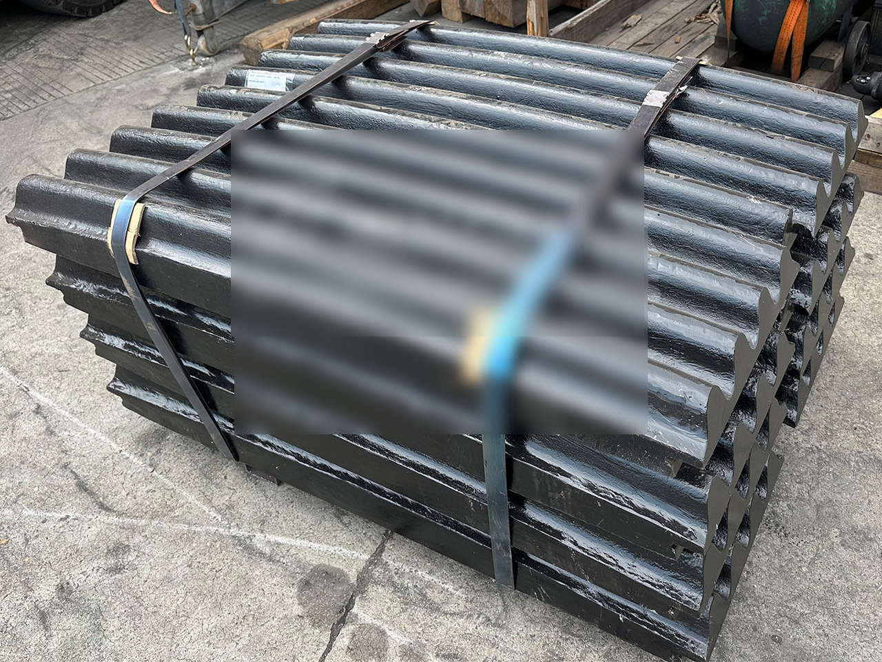 Onderdelen voor Bouwmachine KINGLINK High Manganese Steel Movable Jaw Plates 17003347 for CT2036 Jaw Crusher: afbeelding 6 Onderdelen voor Bouwmachine KINGLINK High Manganese Steel Movable Jaw Plates 17003347 for CT2036 Jaw Crusher: afbeelding 6