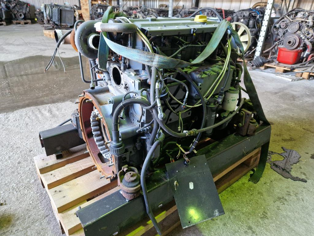 DEUTZ BF4M 1013 WITHOUT HYDRO - Motor voor Vrachtwagen: afbeelding 1 DEUTZ BF4M 1013 WITHOUT HYDRO - Motor voor Vrachtwagen: afbeelding 1